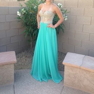 Prom dress